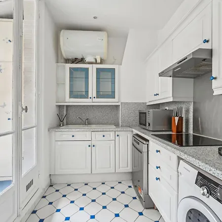 Appartement Bnbnova - 1br - Eiffel Tower & Champs De Mars Parijs